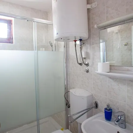 Arcobaleno Daire Piran