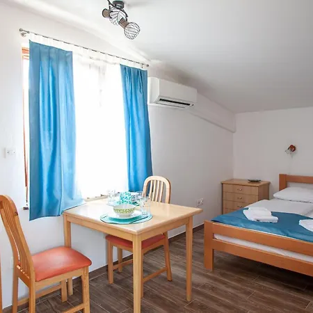 Arcobaleno Daire Piran