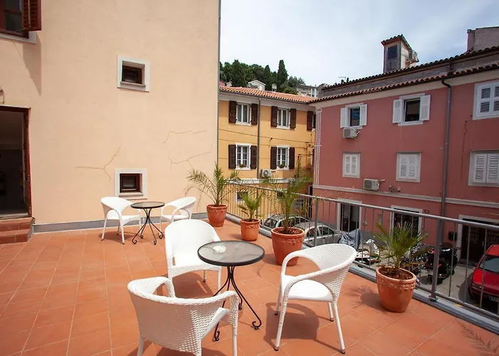 Arcobaleno Daire Piran